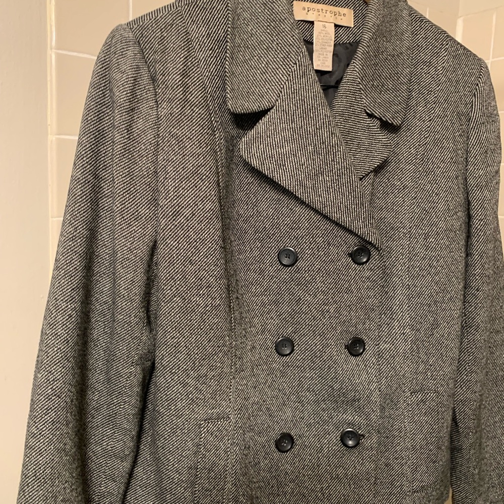 Blazer - Picture 4 of 6
